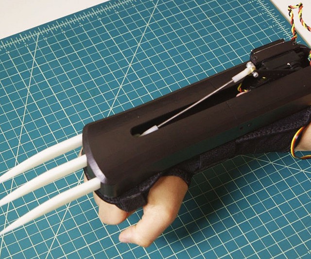 Bionic Blade Gauntlet